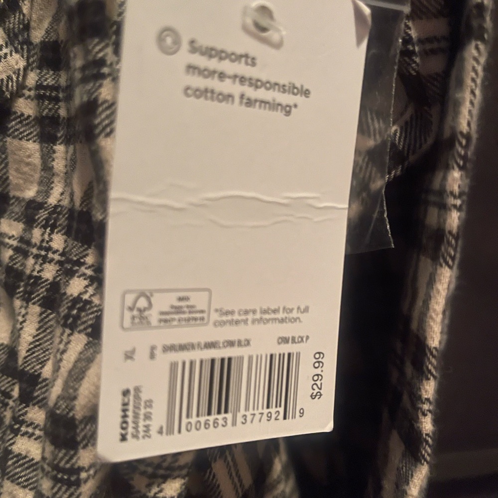 NWT SO JR Women's Black and CreamPlaid Button Down Shirt